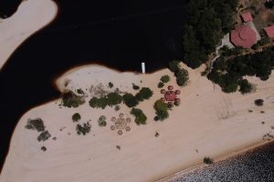 Três destinos turísticos próximos a Manaus para conhecer de barco