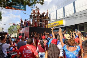 Parintins 2023: Trio Panavueiro comanda três dias de festa ao som de toadas
