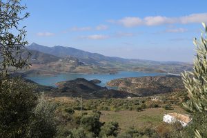 Pé na estrada: na Rota dos Pueblos Blancos