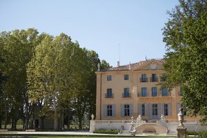 Hotel na Provence: Château de Fonscolombe encanta visitantes