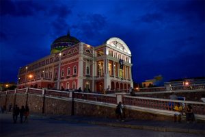 Teatro Amazonas apresenta problemas técnicos e cancela espetáculos