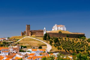 Alentejo: 7 castelos imperdíveis na região vinícola de Portugal