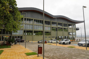 Mirante Lúcia Almeida é inaugurado com oferta de serviços e 11 operações comerciais